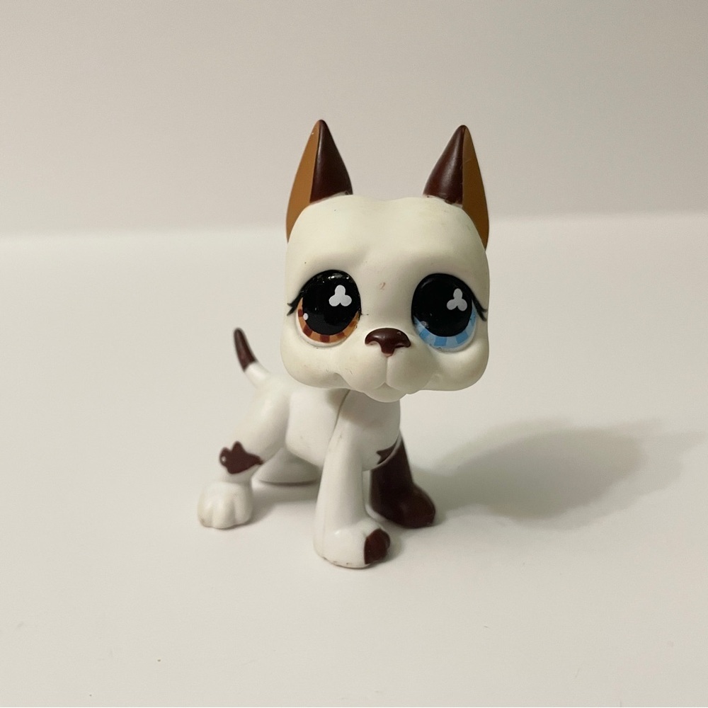 LPS Littlest Pet Shop Great Dane #577 Brown Blue Eyes